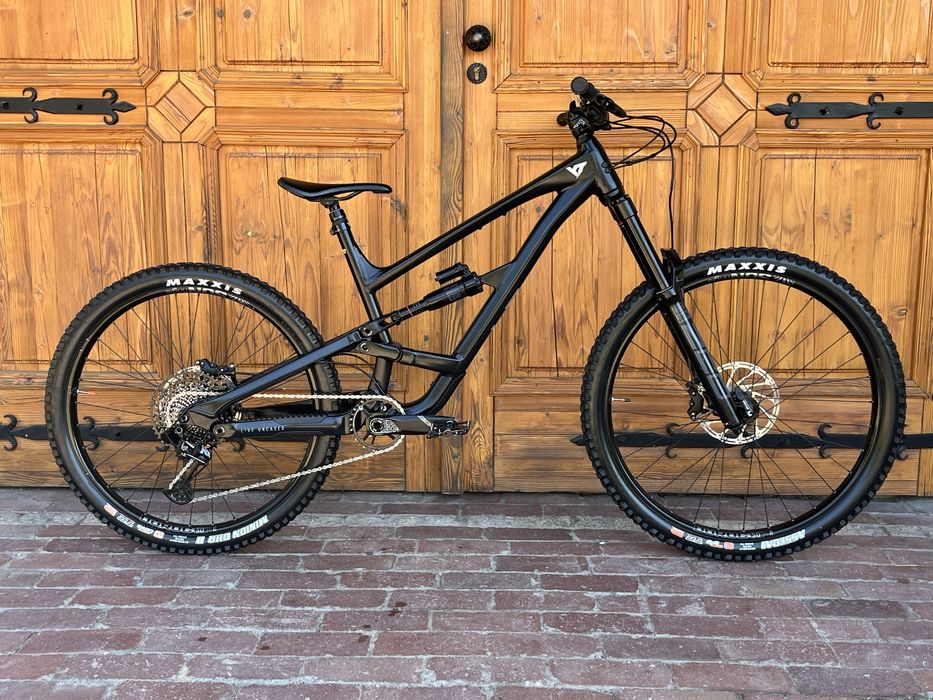 YT Capra Core 1 2023 XL 29 Jibber enduro rower mtb górski dh torque trek canyon cube full slash stereo spectral specialized