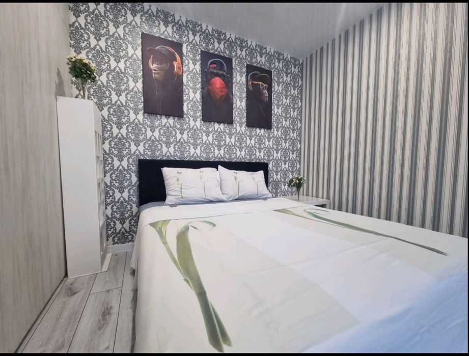 Подобово 1к квартира м.Харківська Дарницький р-н