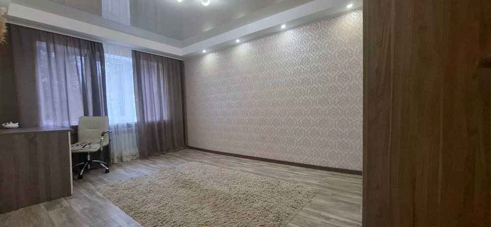 Сдается 2-х комнатная квартира на Артема