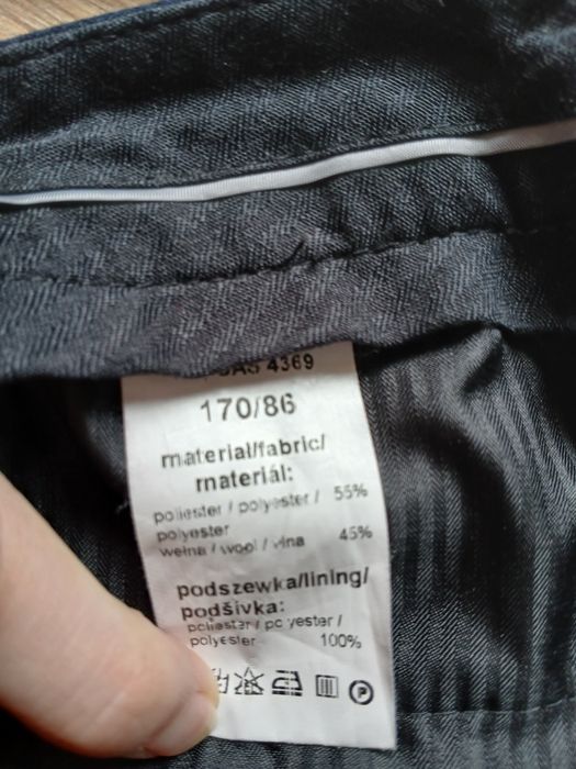 Sprzedam garnitur męski