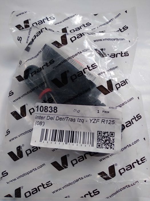 Kierunkowskaz przedni tył przód biały Aprilia rs BMW g650 Derbi gpr