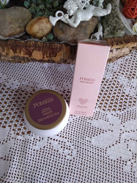 Perfume e creme de corpo Posses