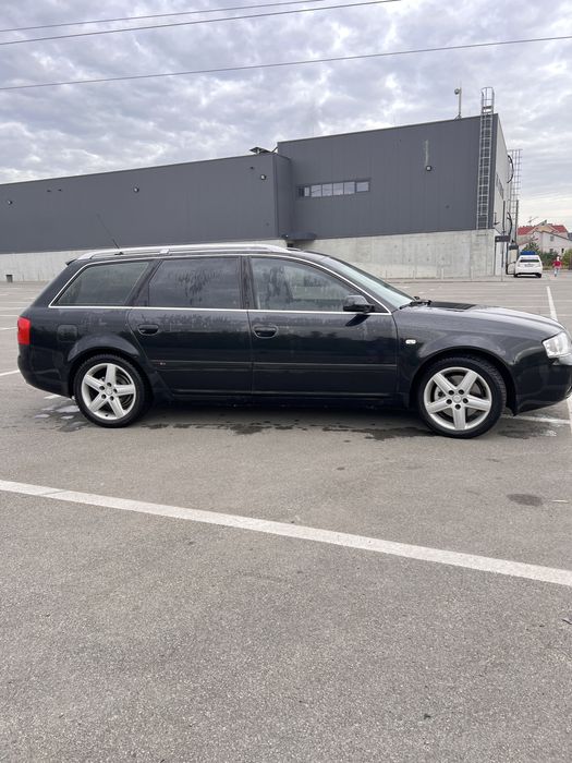 Audi A6 2004 2.5 Avant