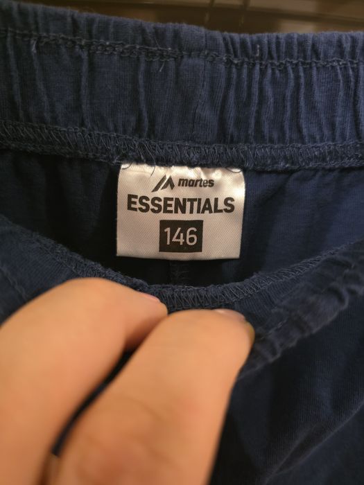 Chłopięce granatowe krótkie spodenki shorty dresowe wf Martes rozm. 146