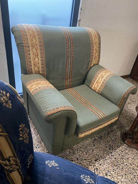 Conjunto sofa 3 lugares e 2 individuais