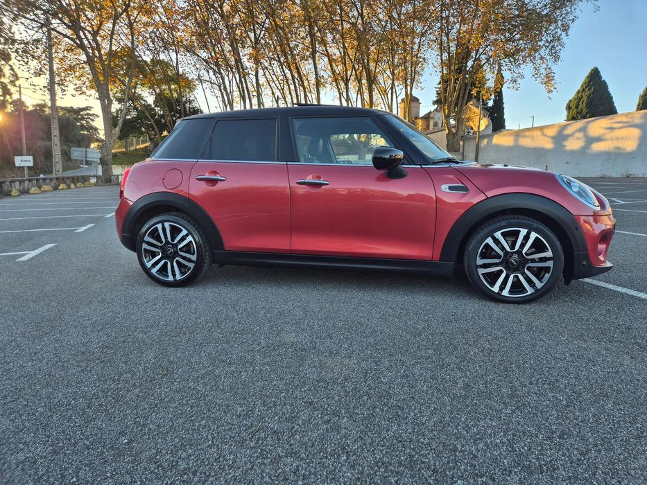 MINI 5 Portas Cooper Aut. Seven Chili
