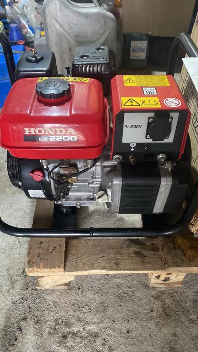 Генератор Honda EZ2200 двигатель GX 160 AVR Оригинал !: 14 000 грн