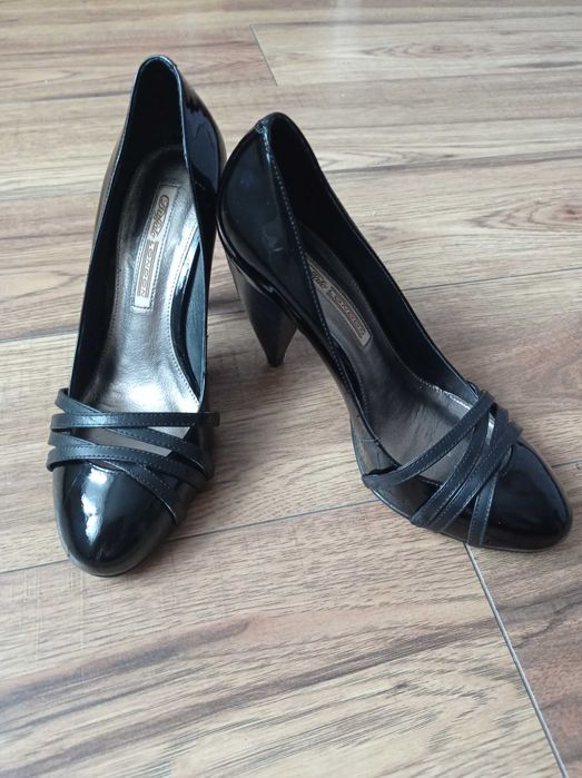 Szpilki Buffalo London rozmiar 40