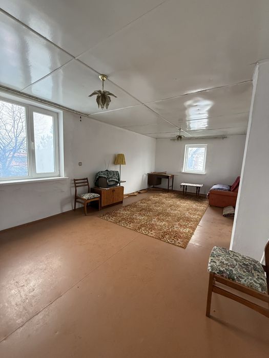 Дачний будинок продаж