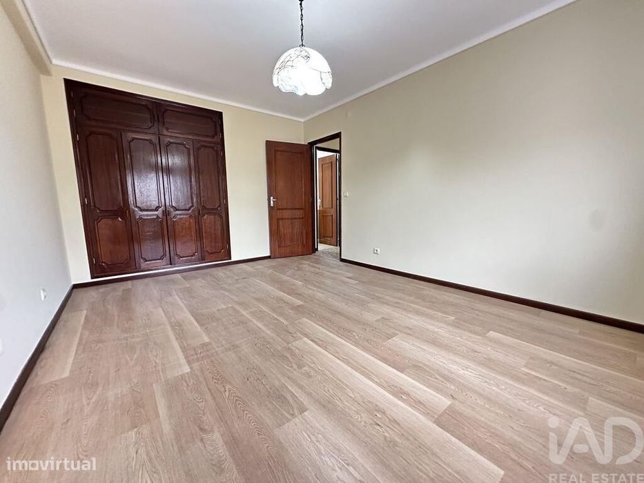 Apartamento T3 em Arcozelo de 125 m2