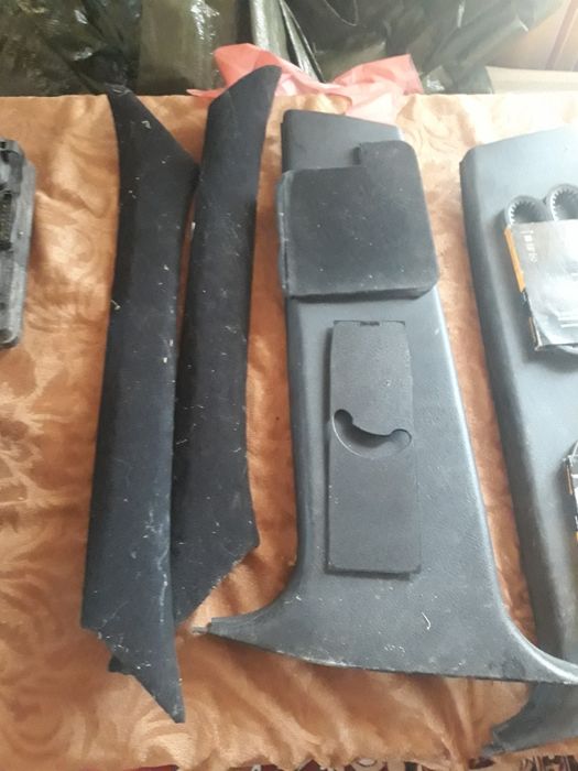 Пластик на стійки для бмв е34