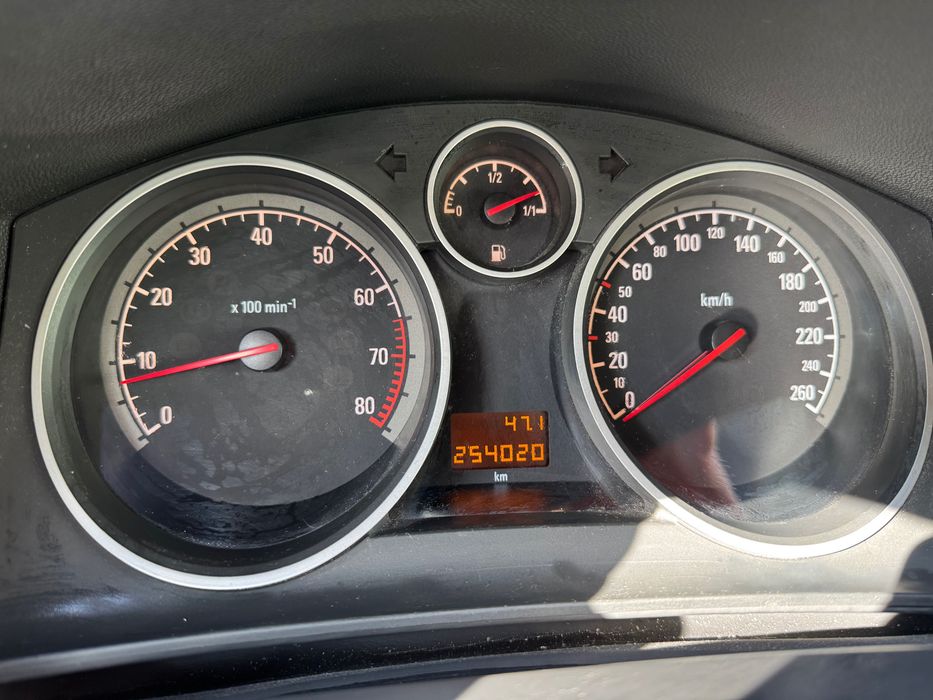 Продати автомобіль