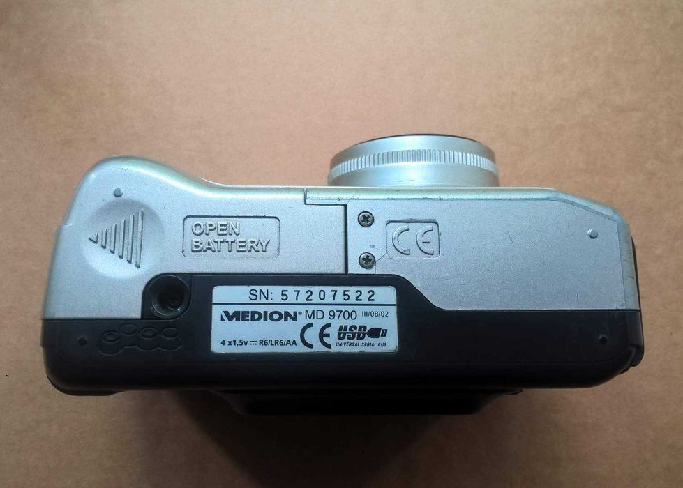 фотокамера Medion MD 9700 - колекційний антикваріат