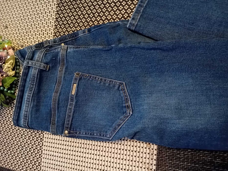 Spodnie jeansowe jeansy