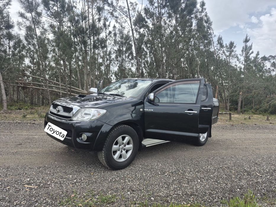 Toyota Hilux 2500