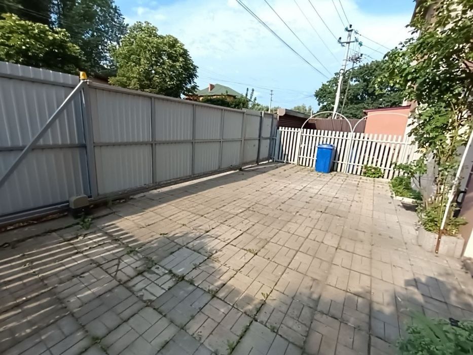 Здам таунхаус метро Осокорки Славутич