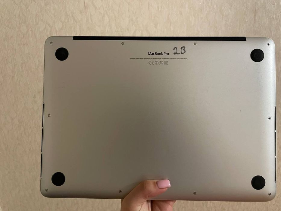 Продам  MacBook pro11.1