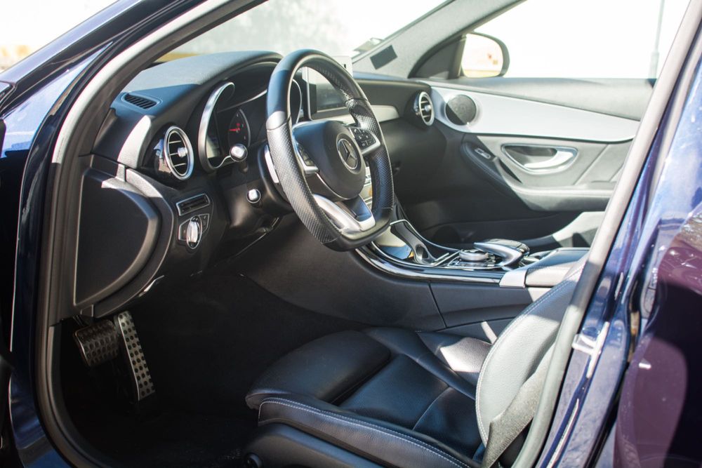 MERCEDES BENZ C300h AMG - Nacional