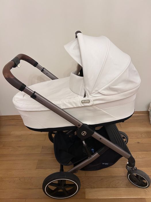 Продам  оригінальну коляску Cybex Balios S Lux