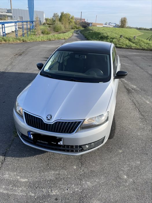 Na sprzedaz oszczedny, dynamiczny, zgrabny i niezawodny samochód Skoda Rapid 1.6 TDI CR