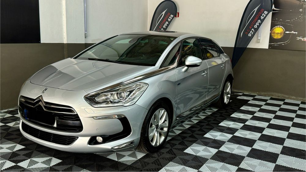 Citroen Ds5 hybrid de 2014 com 150.000km