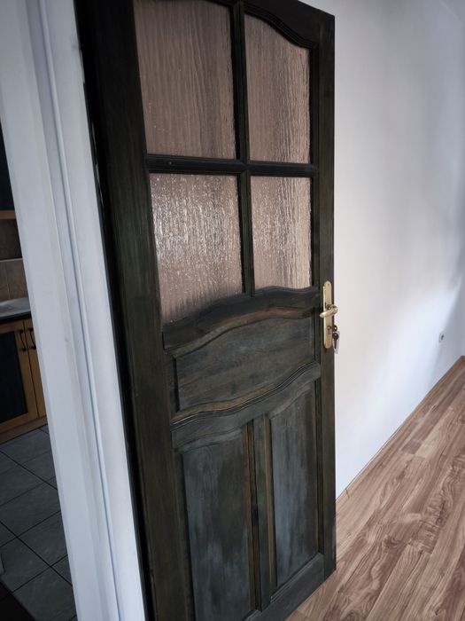 Drzwi wewnętrzne drewniane