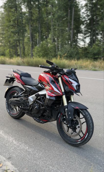 Bajaj Pulsar NS400