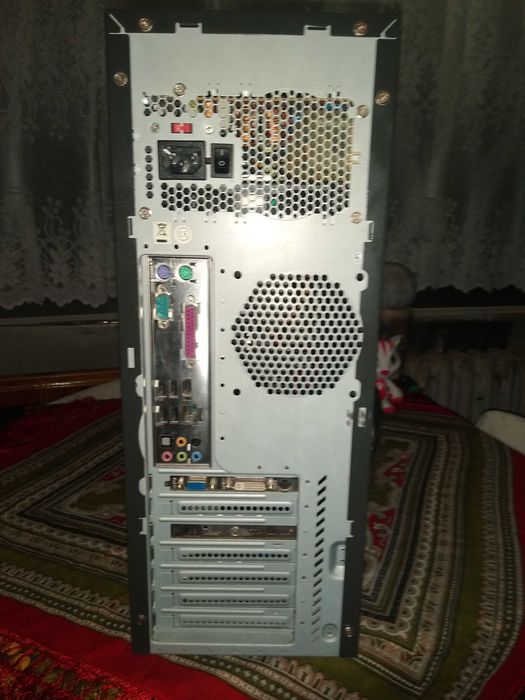 Komputer stacjonarny z Linux, 150 zł.