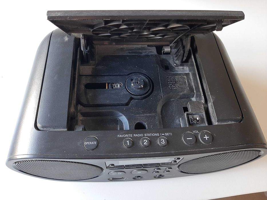 Rádio, leitor de CD com entrada USB Sony ZS-PS50