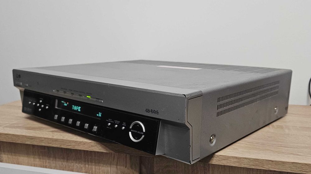 Amplituner JVC RX-E100