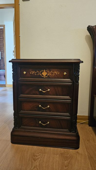 Mesa cabeceira madeira