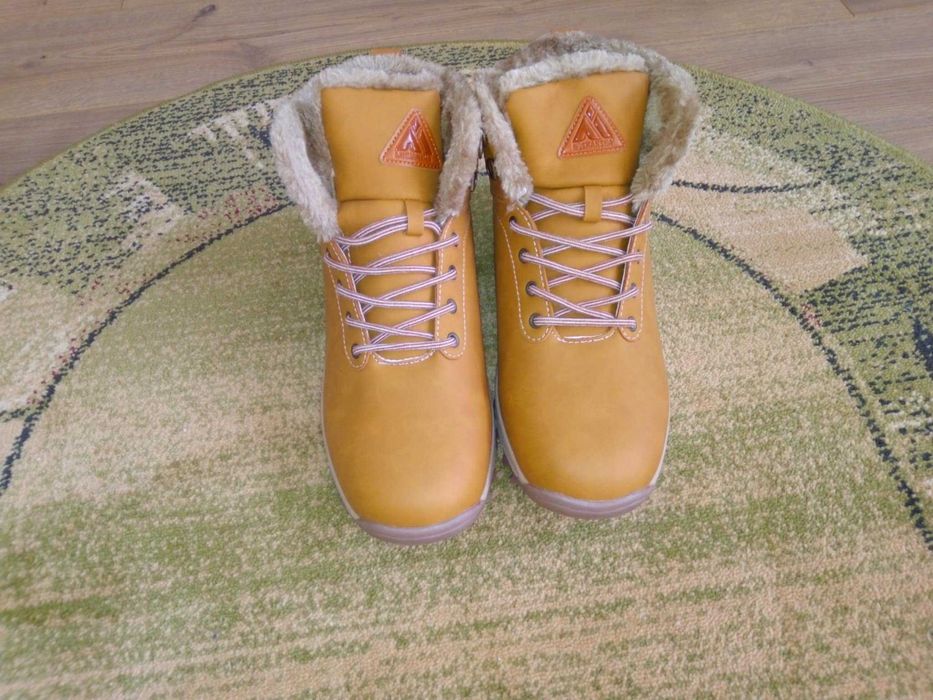 Buty zimowe męskie wysokie ocieplane miodowe śniegowce 46 trapery