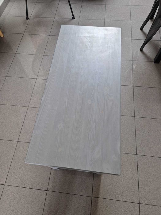 Banco cinza Ikea