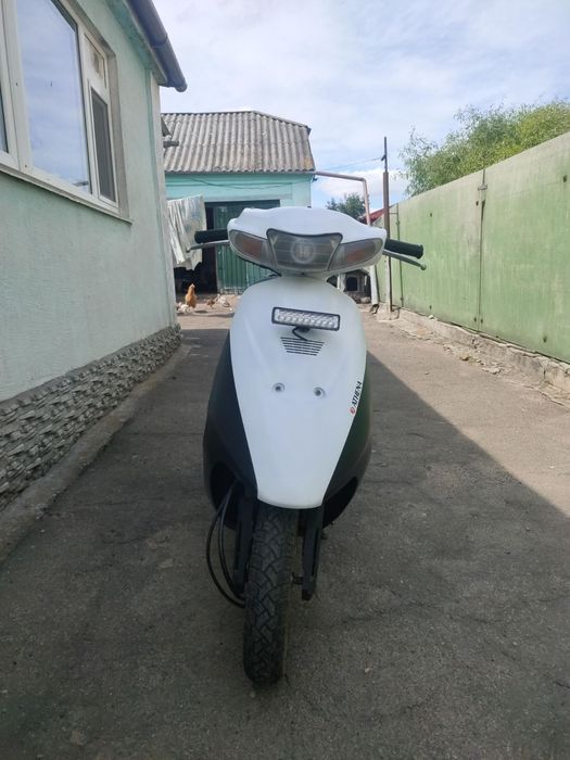 Продам скутер suzuki lets 2 (летс)