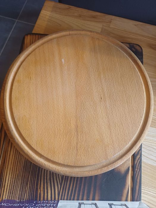 Дощечки дерев'яні для подачі страв.