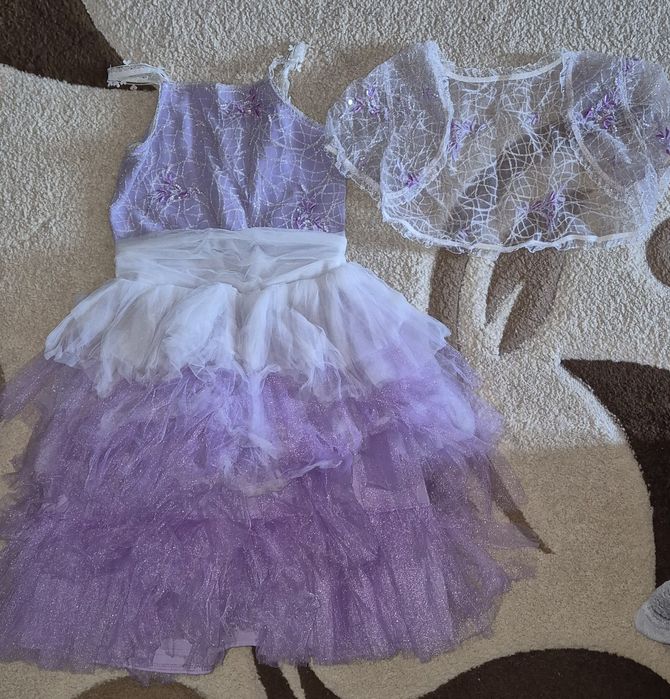 Плаття для дівчинки, нарядне, 5-6 років