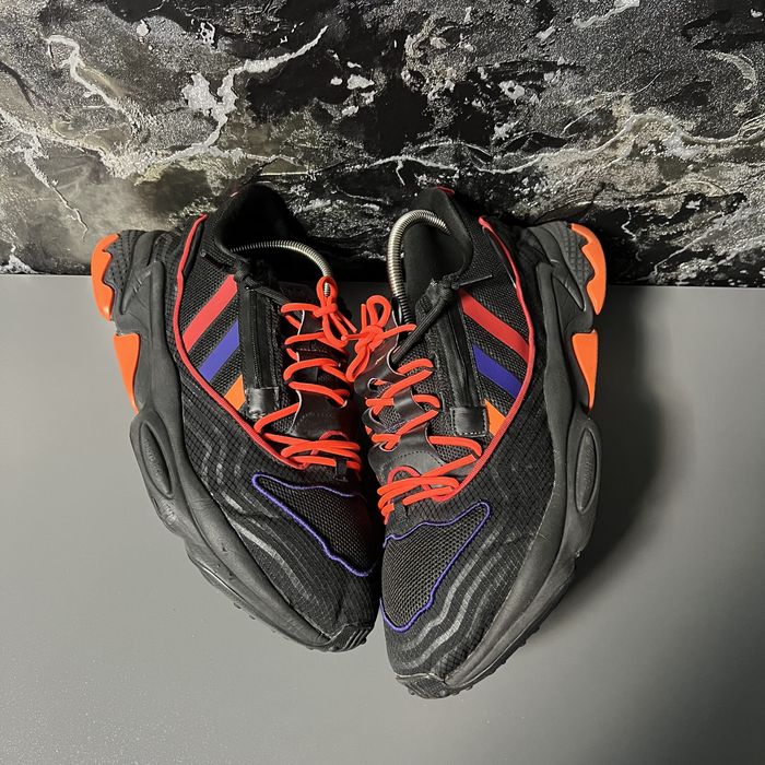 Кросівки чоловічі Adidas Ozweego 47р