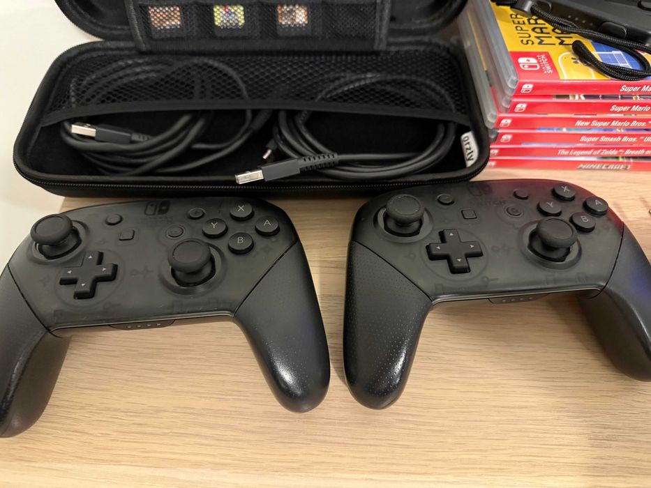 Jogos nintendo Switch com caixa original e Comando Pro