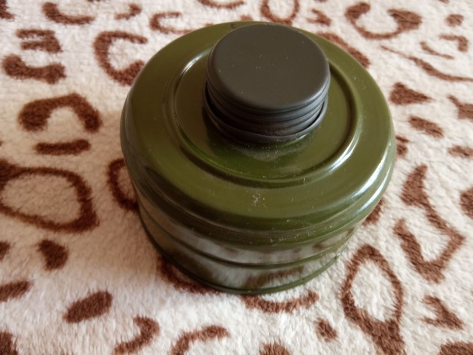 Фильтрующая коробка для противогаза