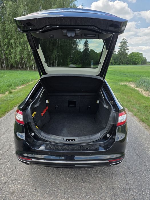 Sprzedam Ford Mondeo Vignale 2018r.