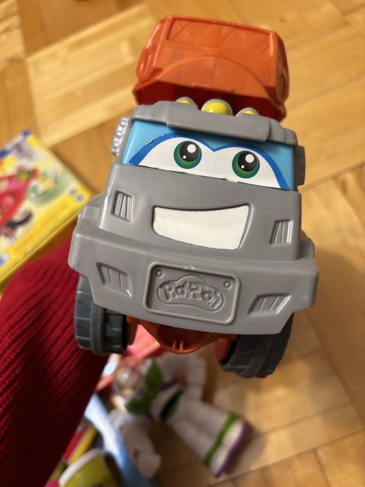 Play doh ciastolina plastelina buzz astral toy story ciezarowka zestaw