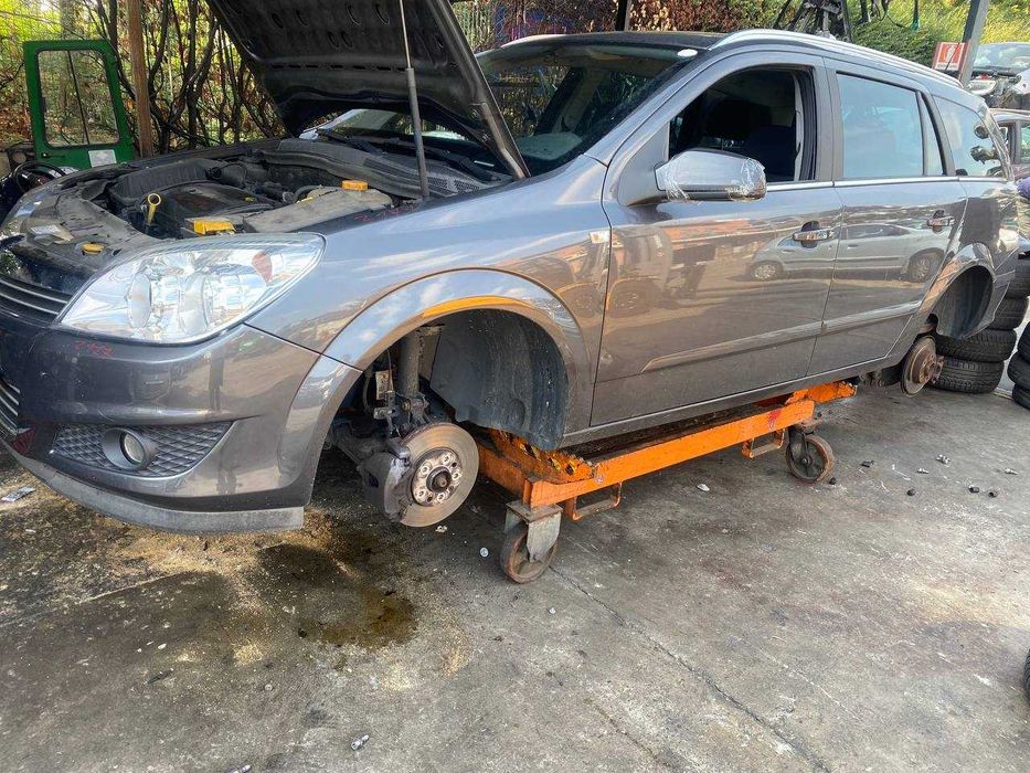 Розборка Opel Astra H, шрот, запчастини двигун Z16XER