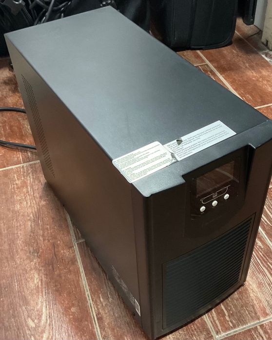 Zasilacz awaryjny UPS QOLTEC 3 kva 2400 W