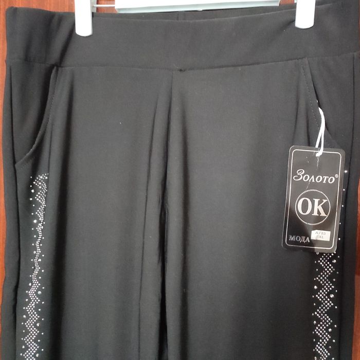 Штани жіночі чорні класичні