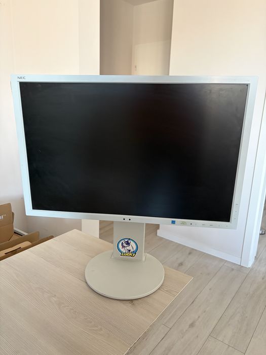 Monitor NEC MultiSync EA243WM – biały – używany – 7 sztuk dostępnych