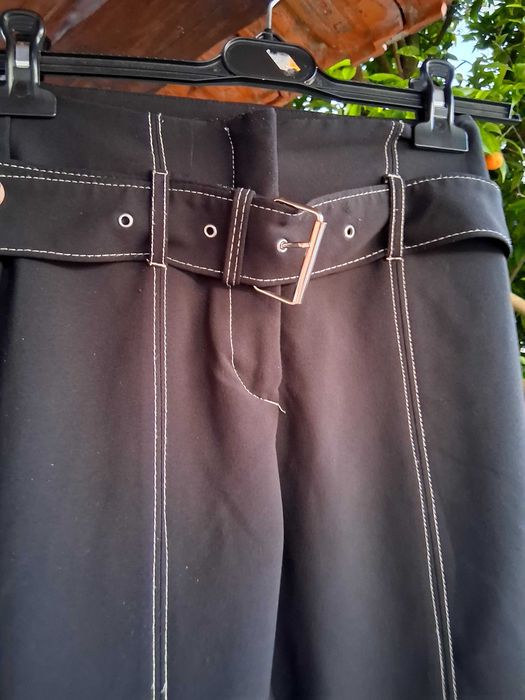 Calça Breskha,com top OhPolly.