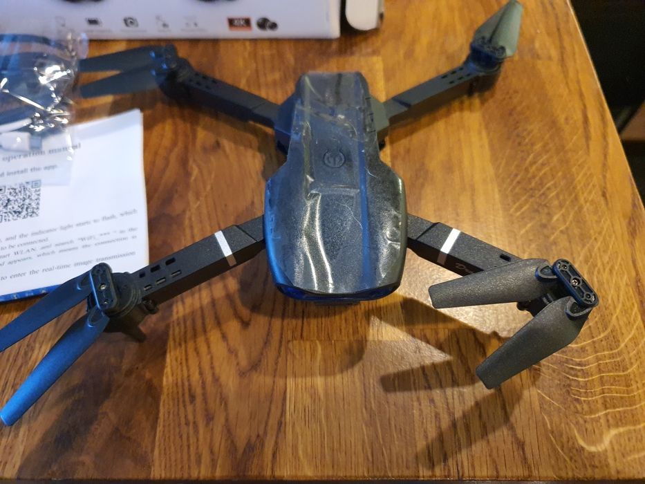 Dron do nauki nowy..
