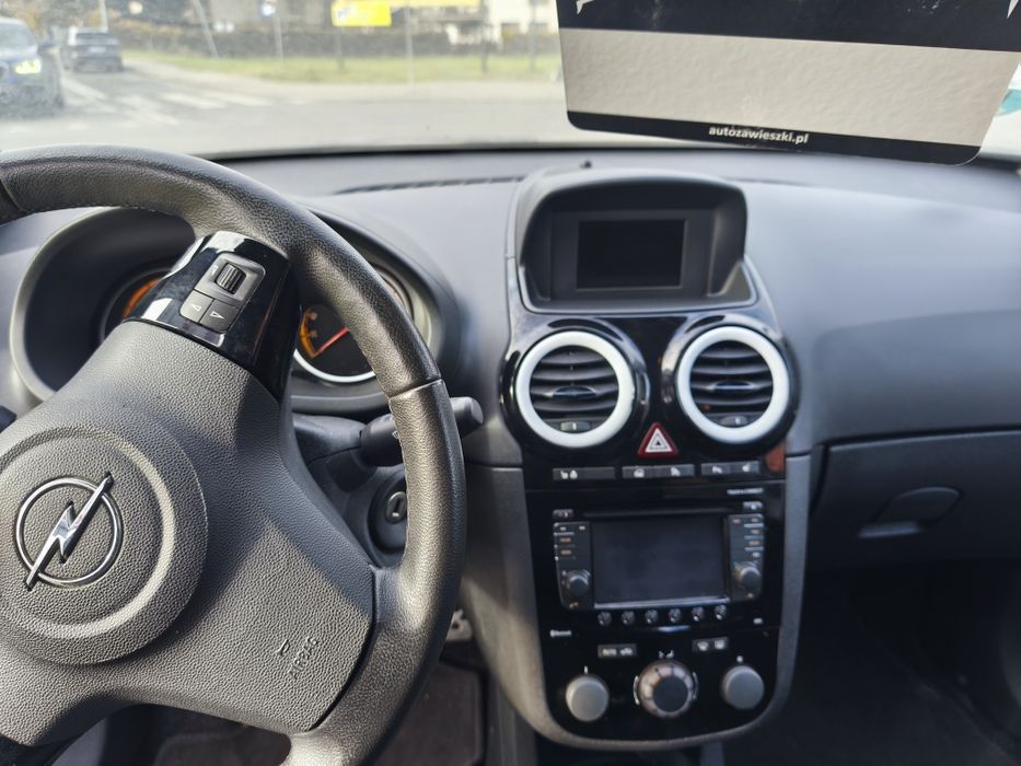 Opel Corsa Do 1.4 benzyna Navi, Xenon