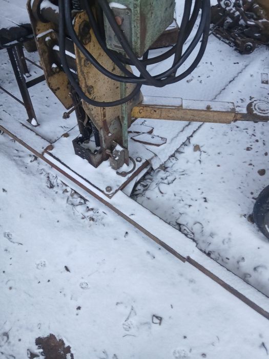 Продам автопідйомник