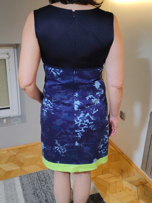 Sukienka codzienna niebiesko granatowa